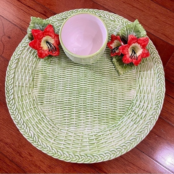 The Main Lion Italy-Made Green Wicker Tulip Collectable Serving Dish Rare - Picture 1 of 9